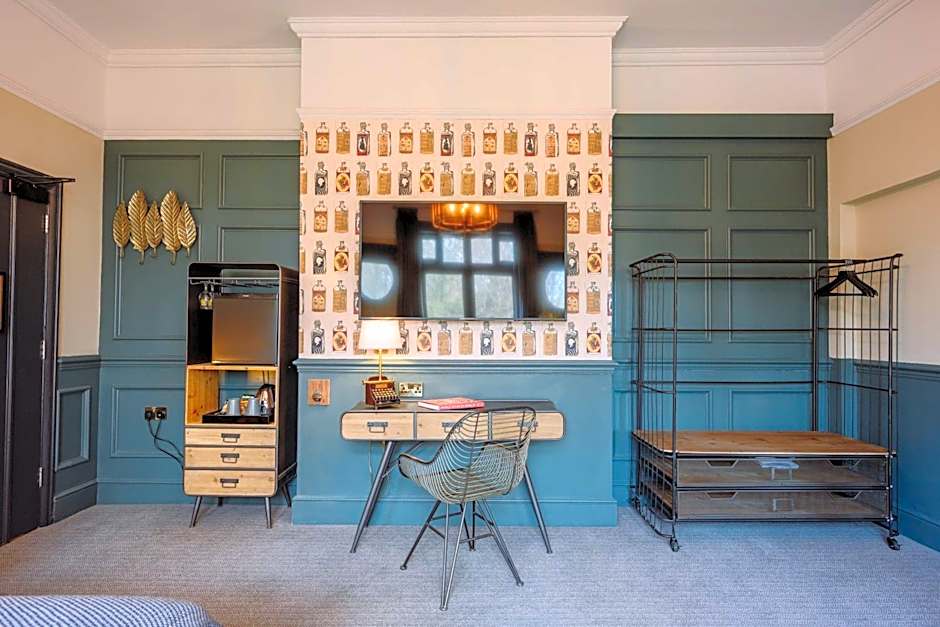 Brewhouse and Kitchen