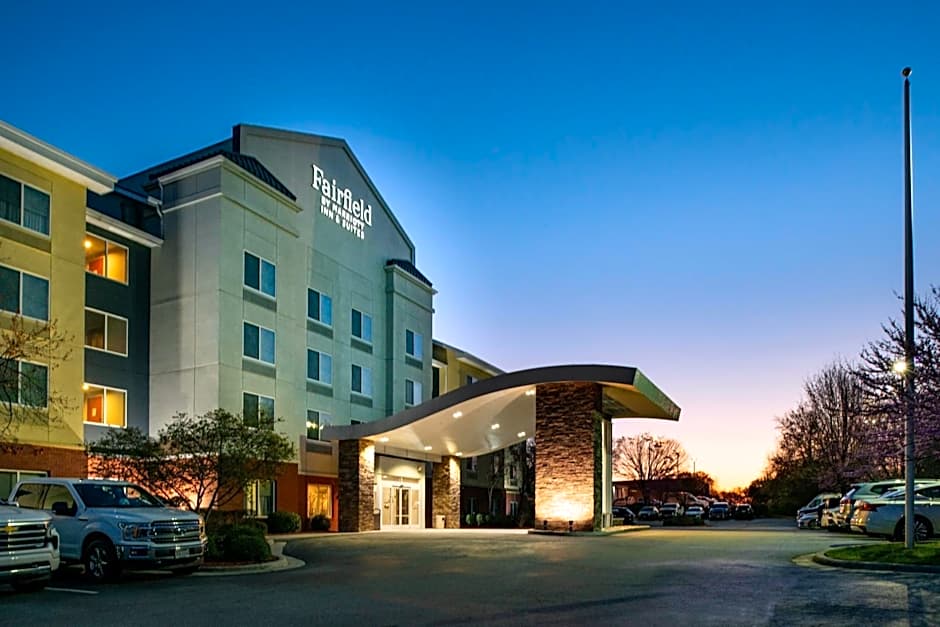 Fairfield Inn & Suites by Marriott Greensboro Wendover