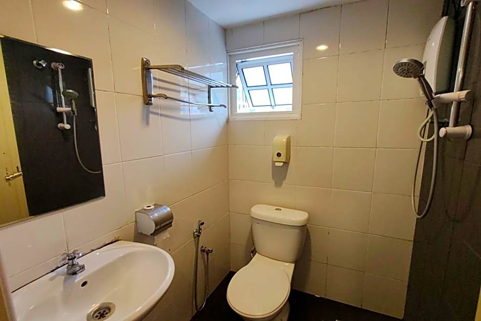 Super OYO 1152 Heaven Hill 2