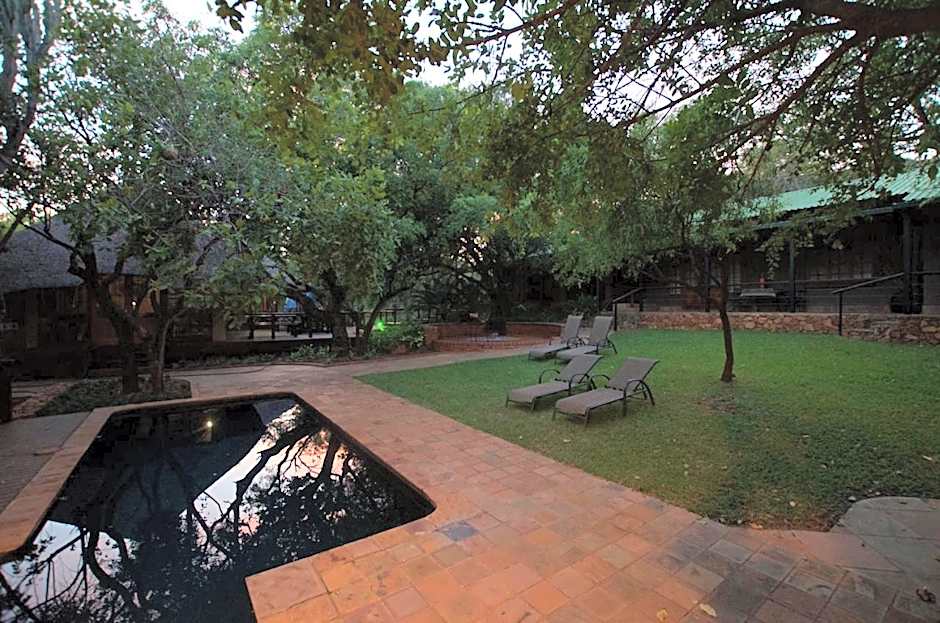 Tuskers Bush Lodge B&B