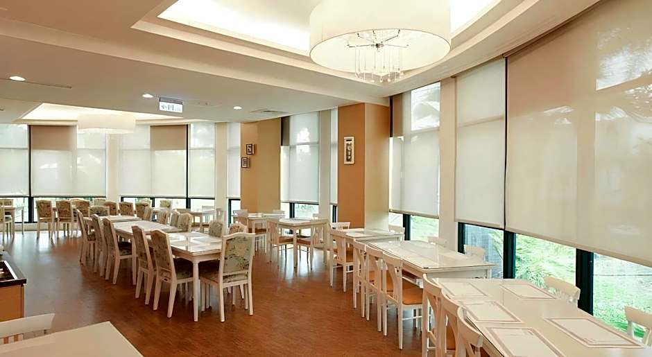 L'arc Hotel