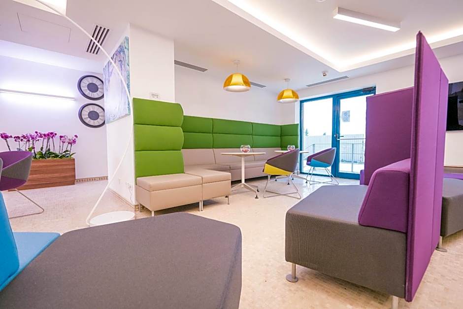 Studio One Accommodation Suites