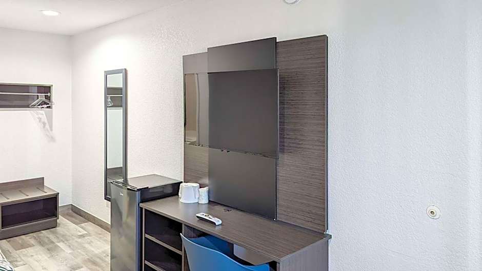 Motel 6-Victoria, TX