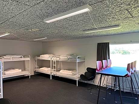 10-Bed Mixed Dormitory Room