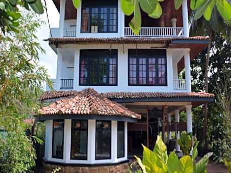 Hikkaduwa Blue Ocean Hotel