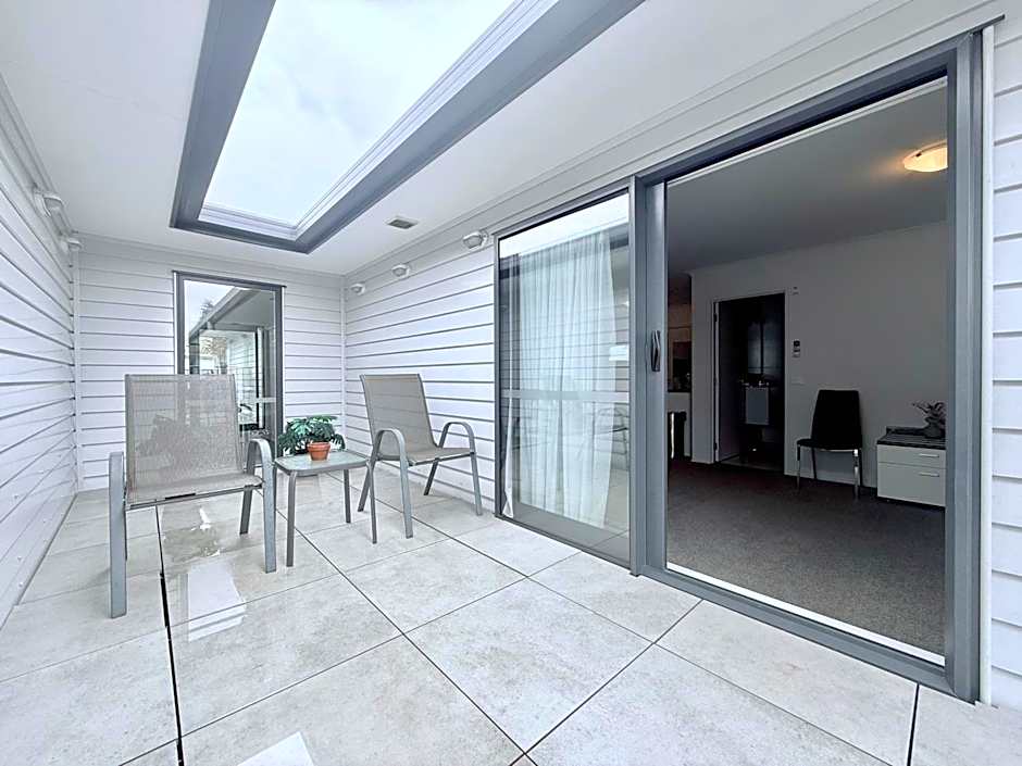 BKs Premier Motel Hamilton