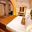 Caldera Cave Hotel