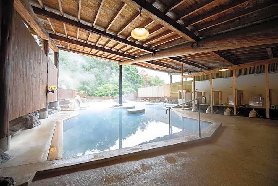 Yufuin Onsen Tsukanoma