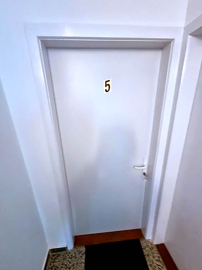 Pension DonauBlick Grein 1 , Spitzfeldstr 1