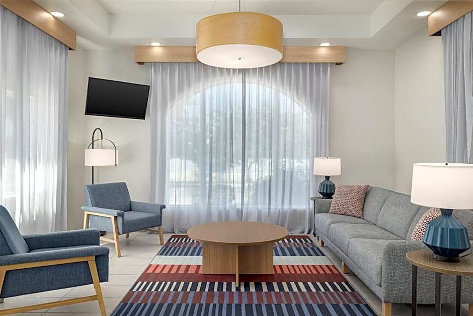 Garner Hotel Boise Airport By IHG