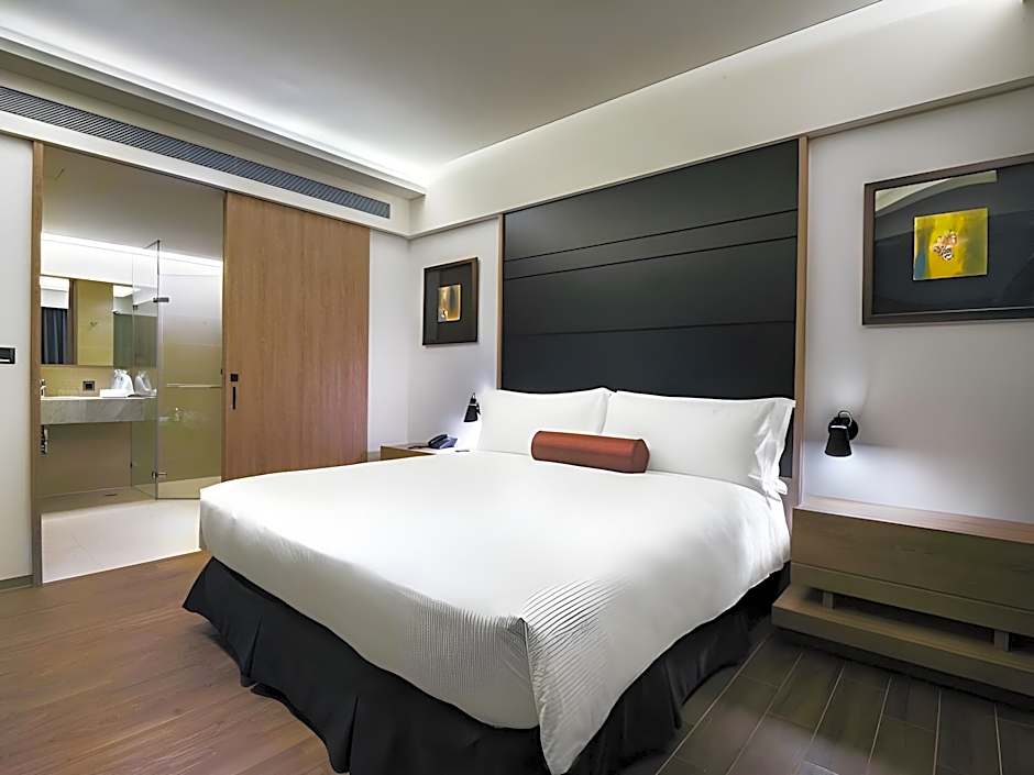 Just Sleep Kaohsiung Station