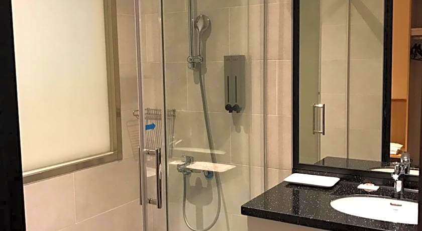 CHIILIH HOTEL CORAL MUSEUM