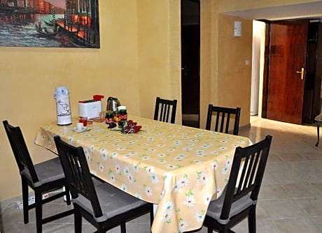 Friend House
