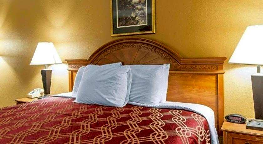 Econo Lodge Dalton West