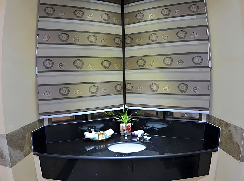 Golden Butterfly Hotel