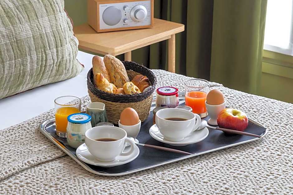Le Petit Beaumarchais Hotel & Spa