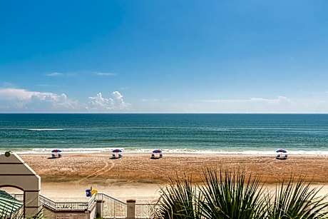 Direct Oceanfront Condo, Daytona Beach, sleeps 6 - with pool