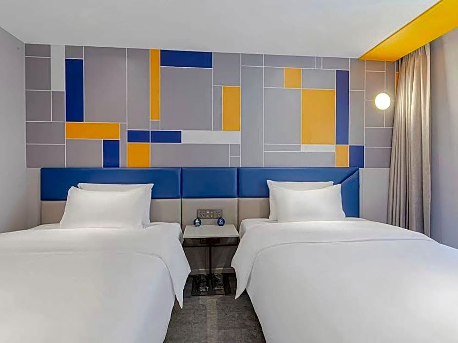 7Days Inn Wuhan Wuda Guangbudun Subway Station