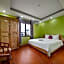 Golden Lotus Airport Hotel & Travel