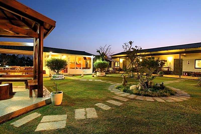 LanHai Inn