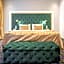 Golden Key Boutique Hotel