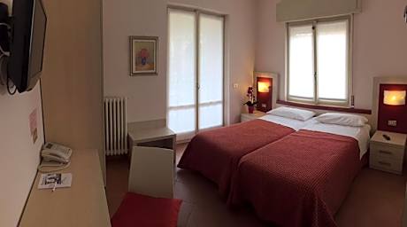 Double or Twin Room with Partial Lake View