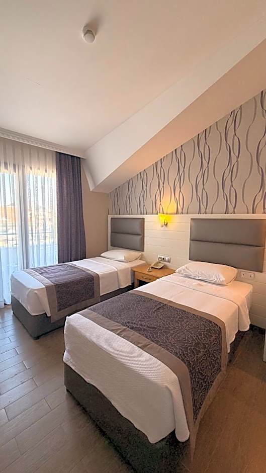 Ida Hotel