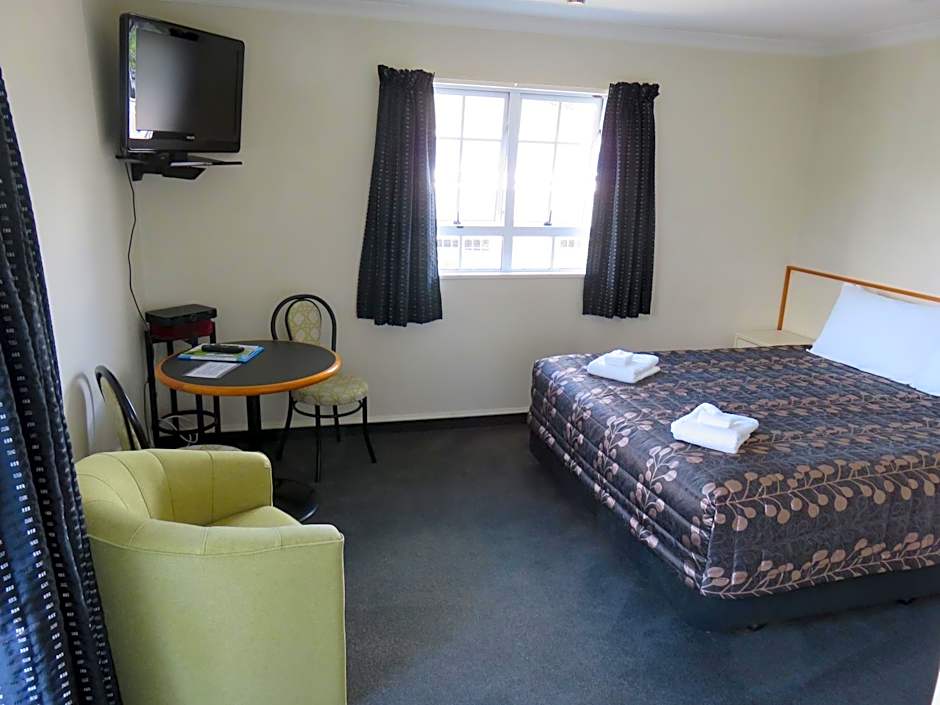 Admirals Motor Lodge