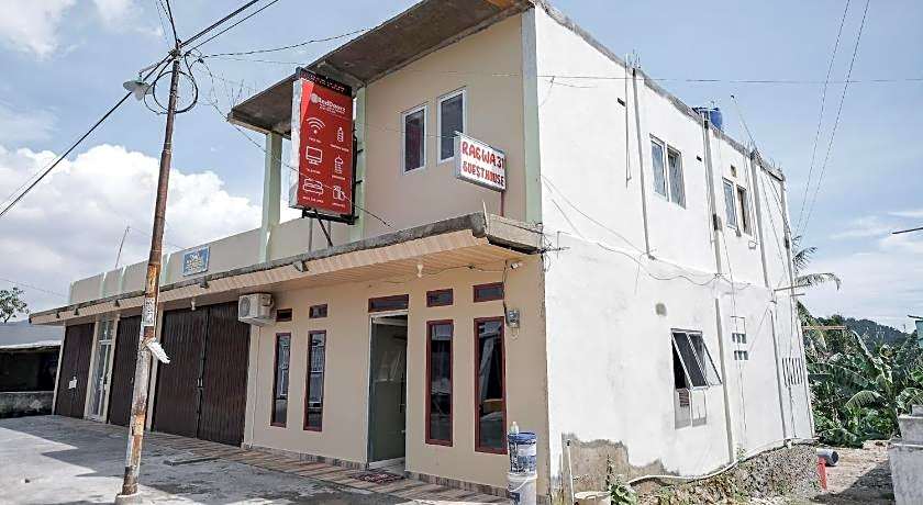 RedDoorz near Jalan Perintis Kemerdekaan Lampung
