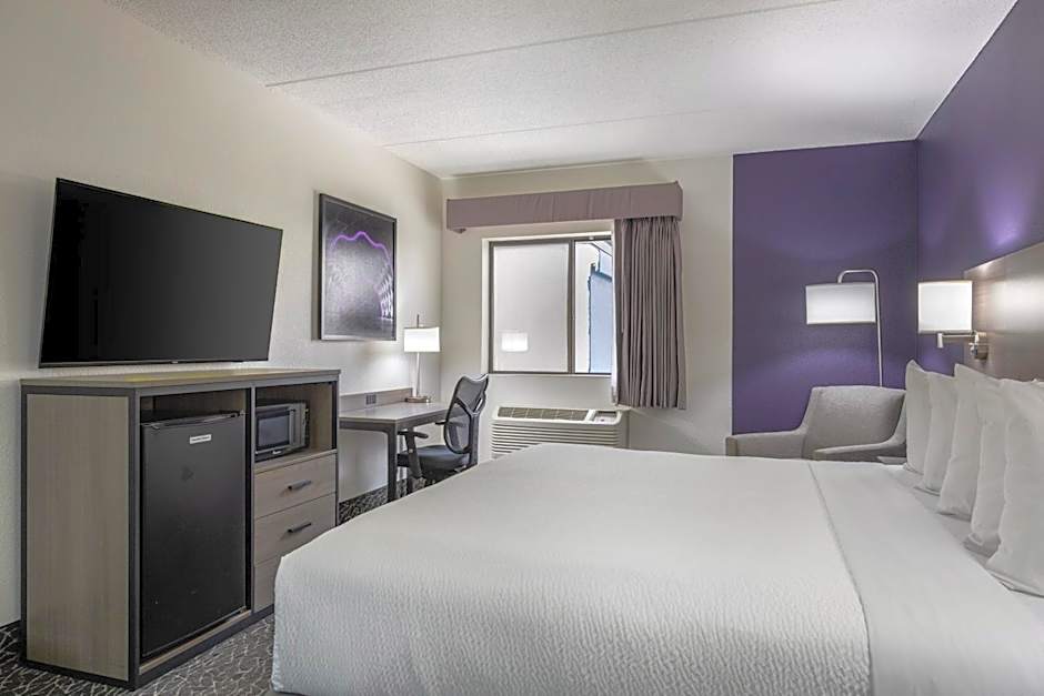 Best Western Bolingbrook Hotel