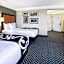 La Quinta Inn & Suites by Wyndham Dallas Arlington South
