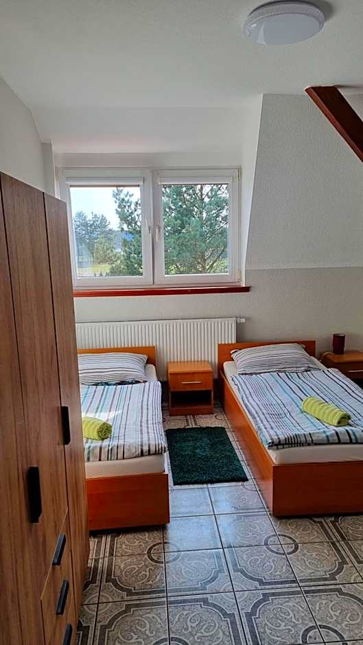 Photo 1 of 1 of Quadruple Room
