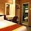 Golden Valley Hotel
