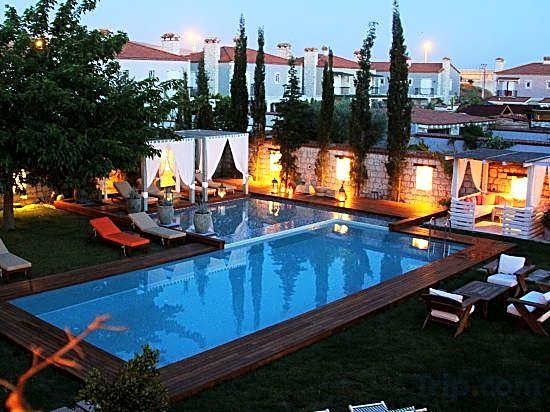 Alacati Cadde 75 Luxury Hotel