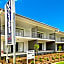 Cooroy Luxury Motel Apartments