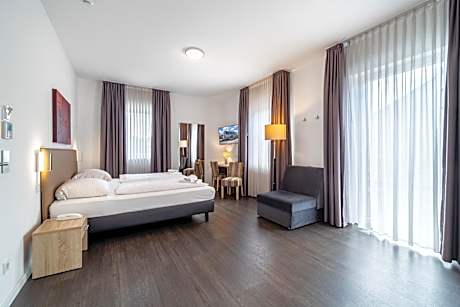 Bella Fino - Hotel & Suites