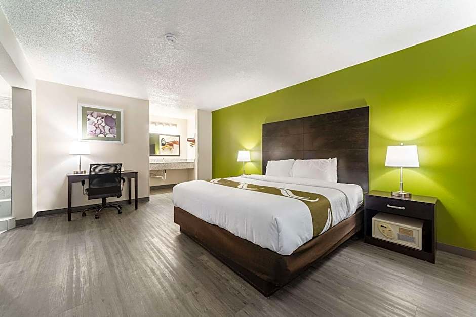 Quality Inn & Suites Vandalia near I-70 and Hwy 51