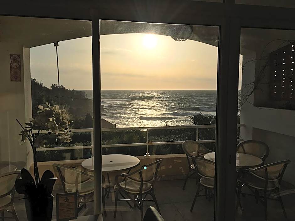 "Cap Riviera" Hotel & Restaurant Saint Aygulf