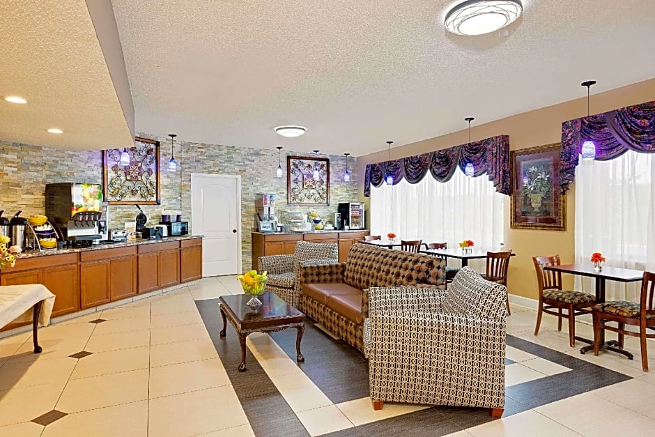 Days Inn by Wyndham Columbus