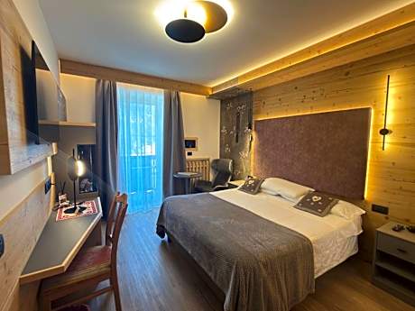 Double Room with Lake View
