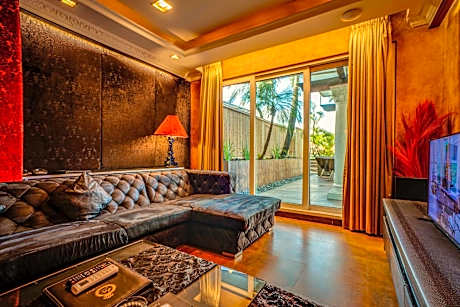 Two-Bedroom Apartment with Garden View