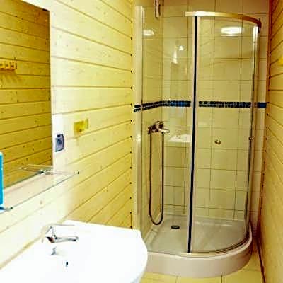 Błękitne domki przy morzu