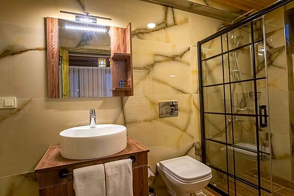 Uçhisar Premium