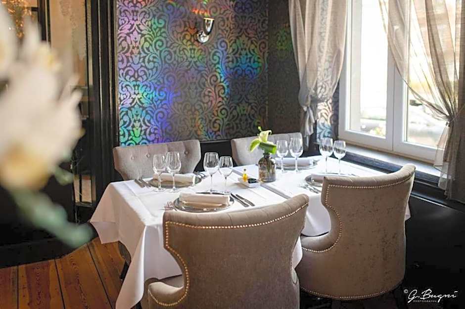 Les Thermes de Spa by La Cour de la Reine Hôtel, Suites & accès gratuit au centre thermal