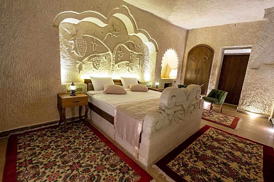 Mesken Cave Suites