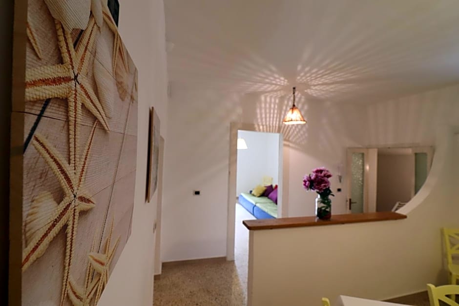 In The Heart Of The Old Town - Apartment Porta Alfonsina