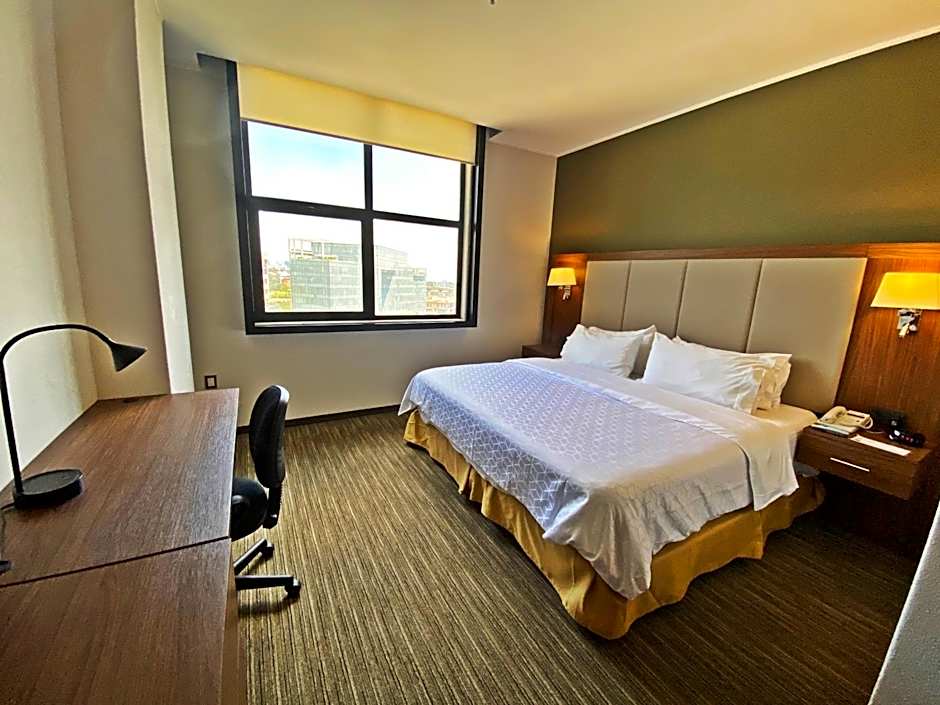 Holiday Inn Express Mexico Santa Fe By IHG