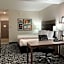 La Quinta Inn & Suites by Wyndham-Red Oak TX IH-35E