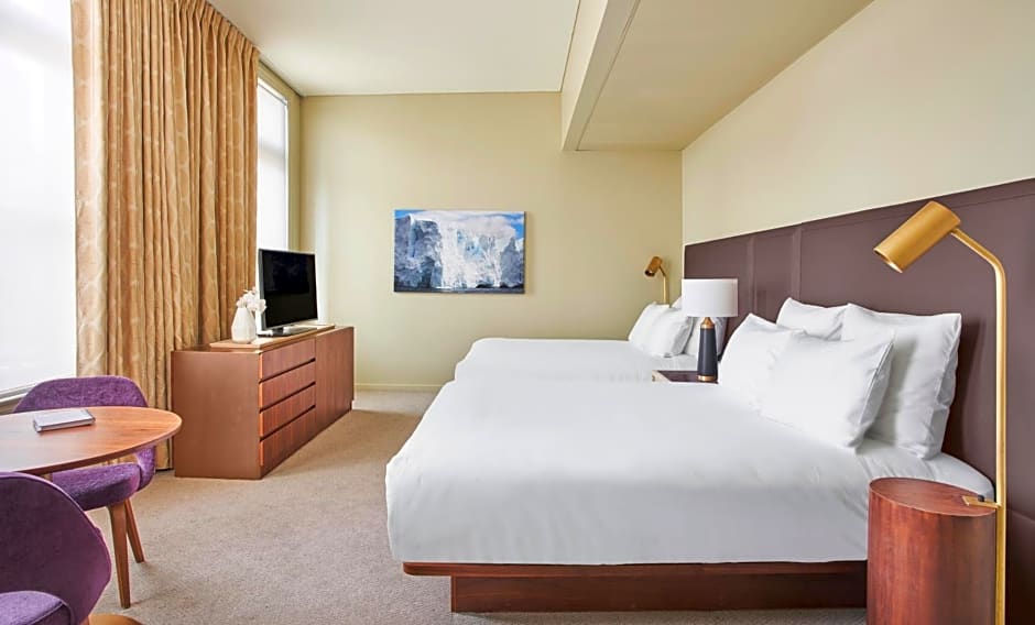 Hotel Savoy Kansas City, Tapestry Collection by Hilton