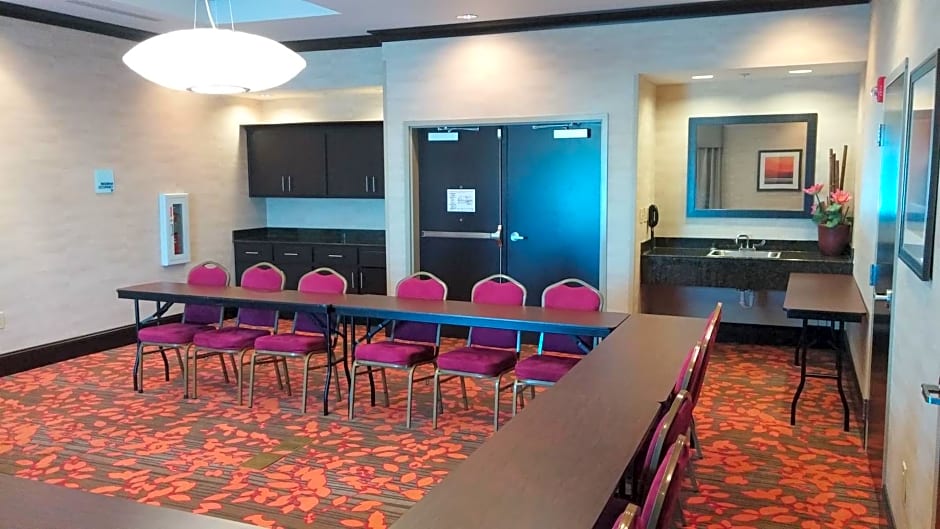 Holiday Inn Express Augusta North, an IHG Hotel